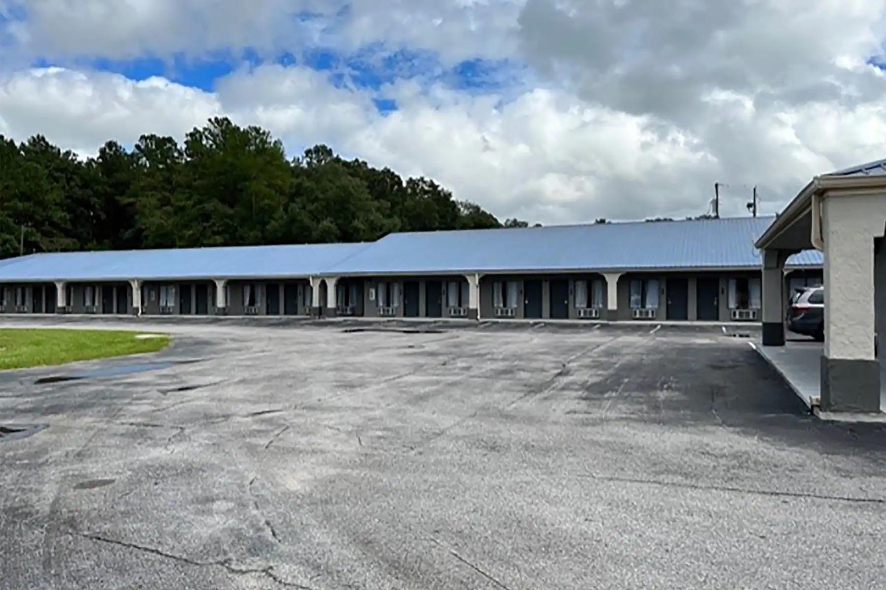 Days Inn By Wyndham Defuniak Springs Exteriér fotografie